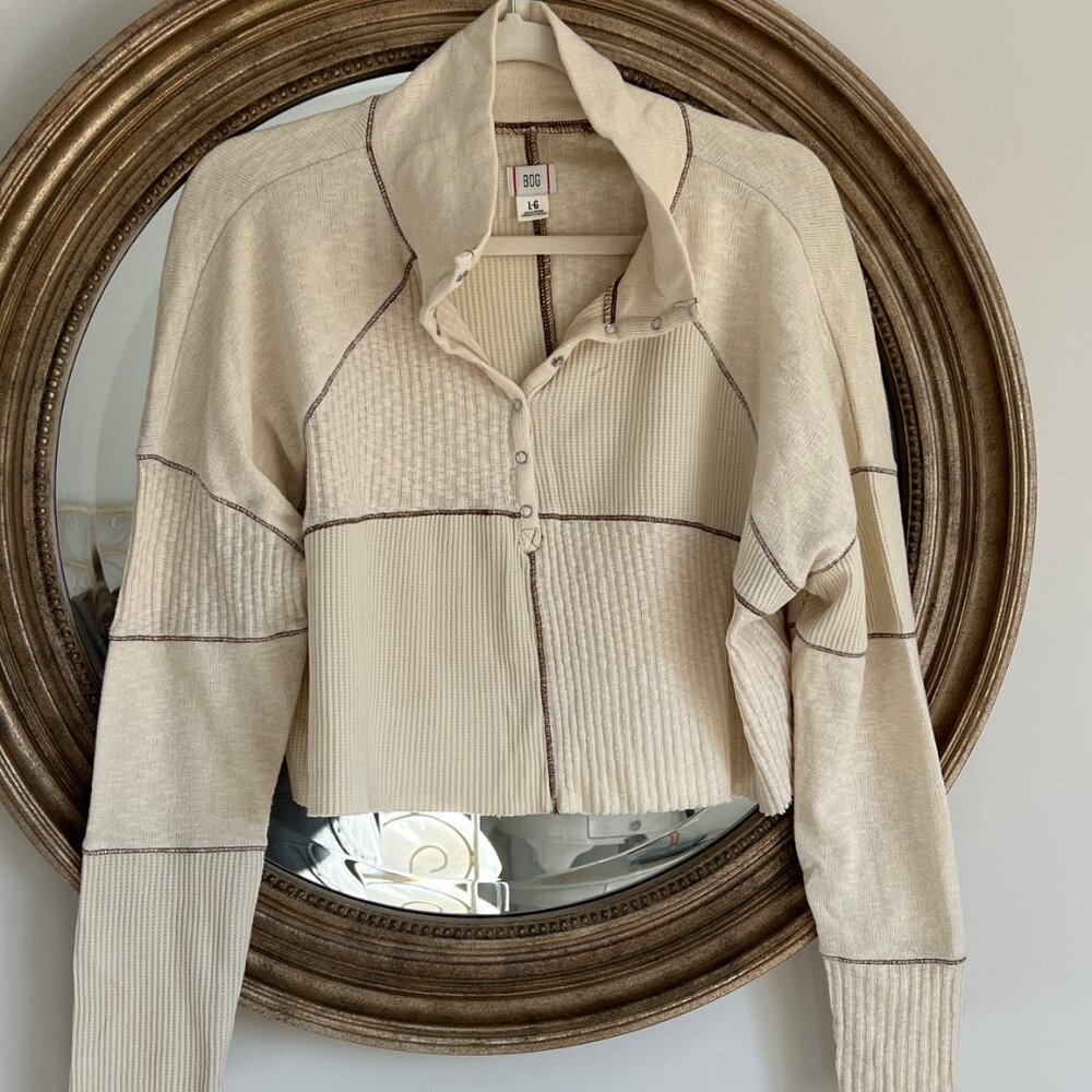 BDG Crop Long Sleeve Top (Size: Large)